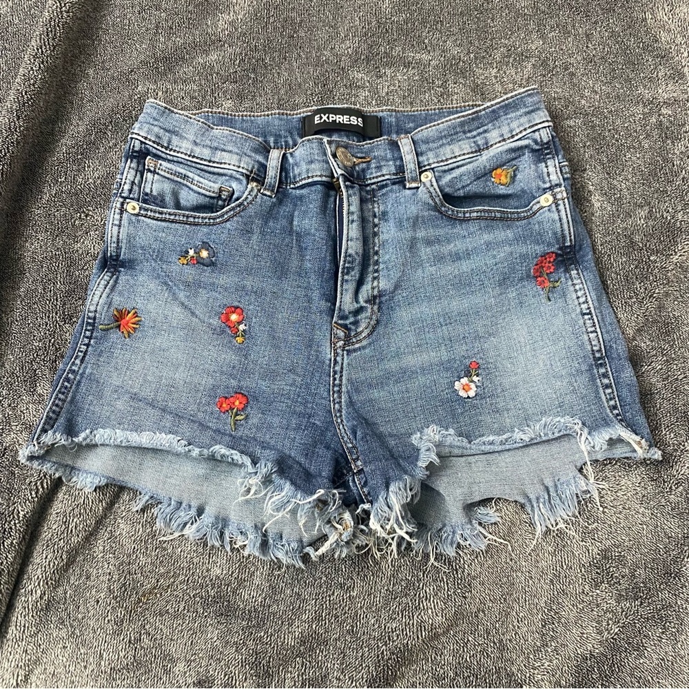 Express Women's Blue Denim Shorts with Floral Embroidery‎